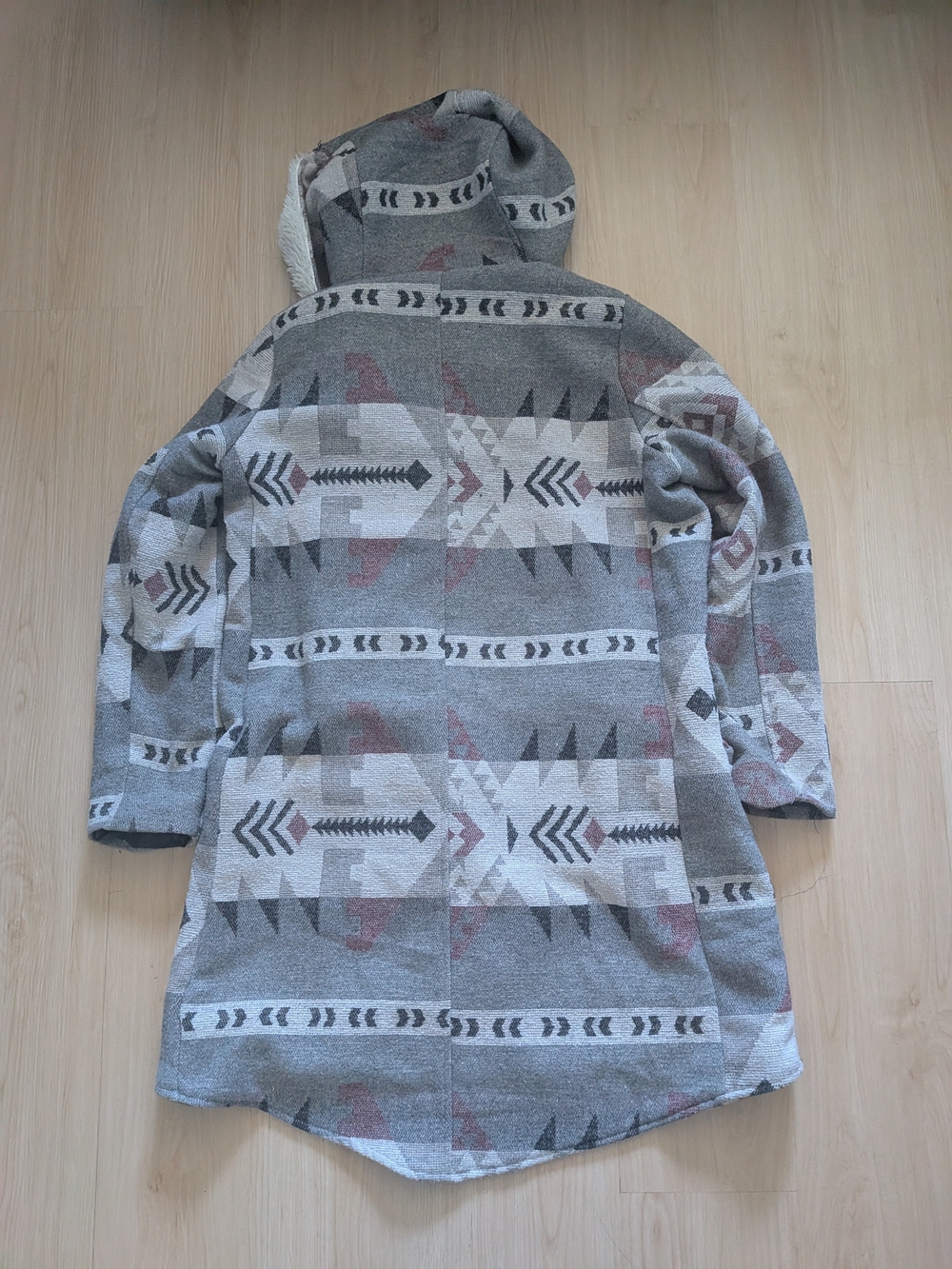 Me Jane Aztec Print Asymmetrical Blanket Coat Sherpa Hood Women’s Size Large - Picture 6 of 7